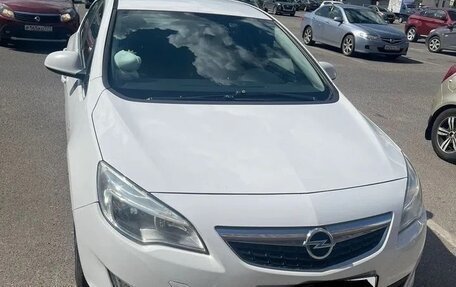 Opel Astra J, 2012 год, 800 000 рублей, 10 фотография