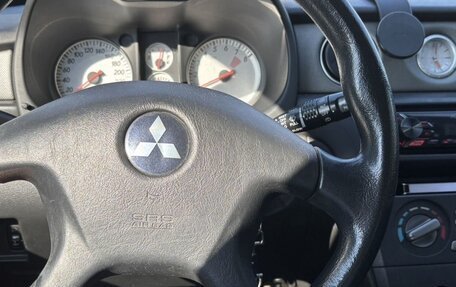 Mitsubishi Outlander III рестайлинг 3, 2005 год, 600 000 рублей, 8 фотография