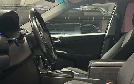 Toyota Camry, 2015 год, 1 790 000 рублей, 12 фотография