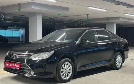 Toyota Camry, 2015 год, 1 790 000 рублей, 2 фотография