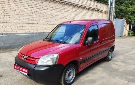 Peugeot Partner II рестайлинг 2, 2010 год, 490 000 рублей, 9 фотография
