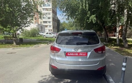 Hyundai ix35 I рестайлинг, 2011 год, 1 700 000 рублей, 2 фотография