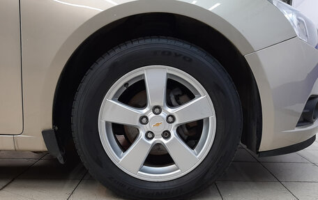 Chevrolet Cruze II, 2010 год, 720 000 рублей, 13 фотография
