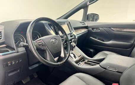 Toyota Alphard III, 2019 год, 3 800 000 рублей, 7 фотография