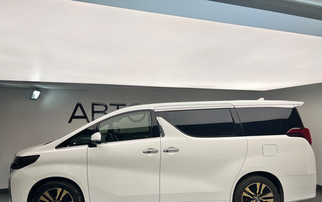 Toyota Alphard III, 2019 год, 3 800 000 рублей, 6 фотография