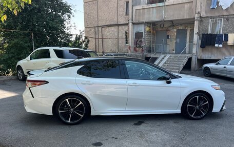 Toyota Camry, 2018 год, 2 480 000 рублей, 4 фотография