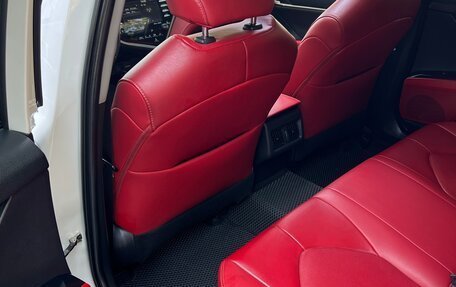 Toyota Camry, 2018 год, 2 480 000 рублей, 17 фотография