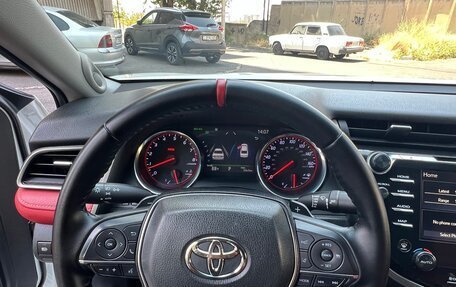 Toyota Camry, 2018 год, 2 480 000 рублей, 16 фотография
