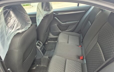 Skoda Octavia, 2018 год, 1 450 000 рублей, 8 фотография