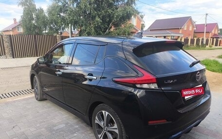 Nissan Leaf II, 2020 год, 1 550 000 рублей, 2 фотография