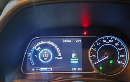 Nissan Leaf II, 2020 год, 1 550 000 рублей, 12 фотография