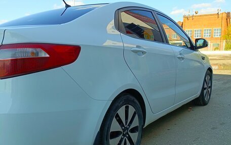 KIA Rio III рестайлинг, 2013 год, 825 000 рублей, 4 фотография