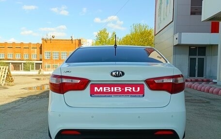 KIA Rio III рестайлинг, 2013 год, 825 000 рублей, 5 фотография