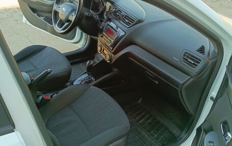 KIA Rio III рестайлинг, 2013 год, 825 000 рублей, 19 фотография