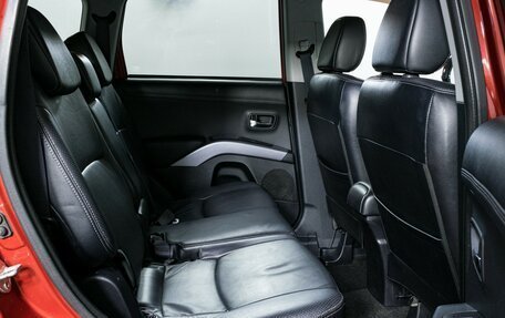 Mitsubishi Outlander III рестайлинг 3, 2011 год, 1 150 000 рублей, 12 фотография
