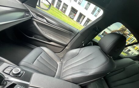 BMW 5 серия, 2018 год, 3 315 000 рублей, 11 фотография
