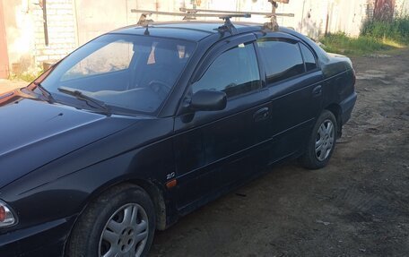 Toyota Avensis III рестайлинг, 2001 год, 320 000 рублей, 2 фотография