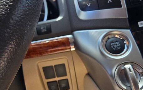 Toyota Land Cruiser 200, 2014 год, 6 000 000 рублей, 20 фотография
