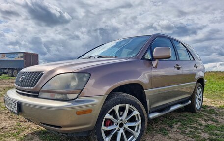 Lexus RX IV рестайлинг, 1998 год, 849 000 рублей, 12 фотография