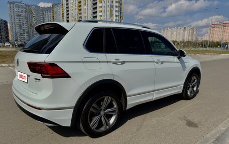 Volkswagen Tiguan II, 2019 год, 3 353 100 рублей, 5 фотография