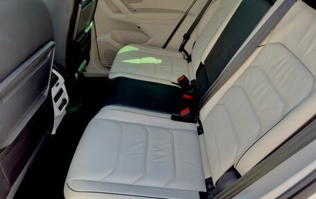 Volkswagen Tiguan II, 2019 год, 3 353 100 рублей, 6 фотография