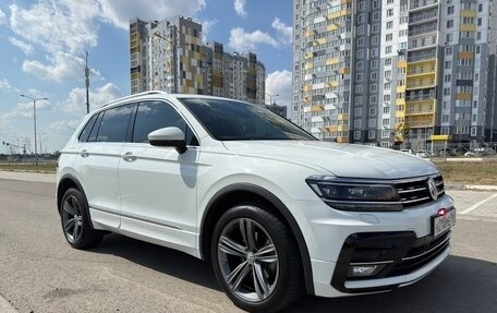 Volkswagen Tiguan II, 2019 год, 3 353 100 рублей, 21 фотография