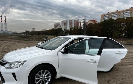 Toyota Camry, 2015 год, 1 800 000 рублей, 9 фотография