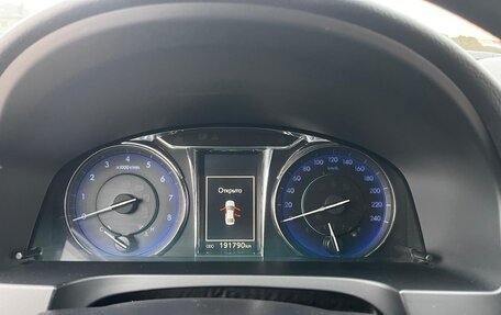 Toyota Camry, 2015 год, 1 800 000 рублей, 17 фотография