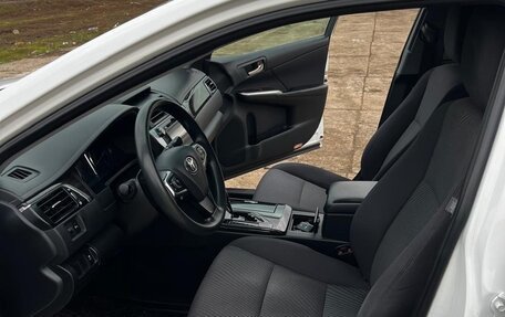 Toyota Camry, 2015 год, 1 800 000 рублей, 24 фотография