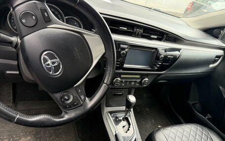 Toyota Corolla, 2014 год, 1 099 000 рублей, 4 фотография