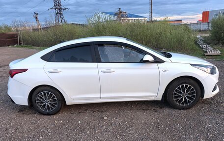 Hyundai Solaris II рестайлинг, 2020 год, 1 050 000 рублей, 3 фотография