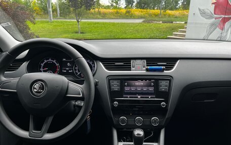 Skoda Octavia, 2018 год, 1 590 000 рублей, 5 фотография