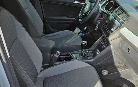 Volkswagen Tiguan II, 2019 год, 2 300 000 рублей, 5 фотография