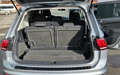 Volkswagen Tiguan II, 2019 год, 2 300 000 рублей, 7 фотография