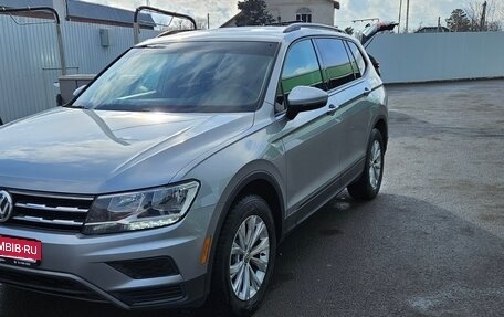 Volkswagen Tiguan II, 2019 год, 2 300 000 рублей, 4 фотография