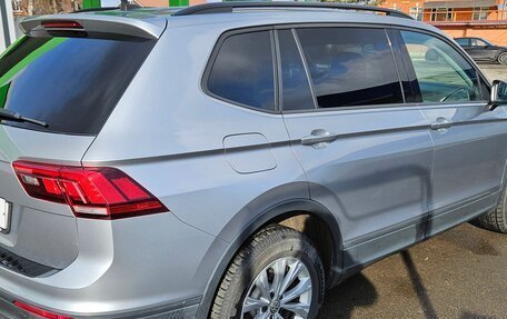 Volkswagen Tiguan II, 2019 год, 2 300 000 рублей, 12 фотография