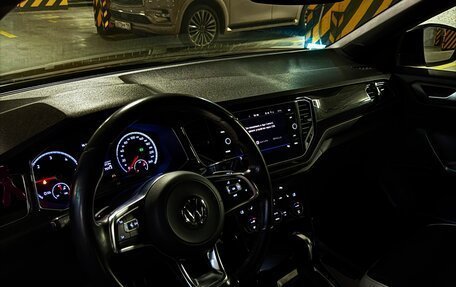 Volkswagen T-Roc I, 2019 год, 2 150 000 рублей, 11 фотография