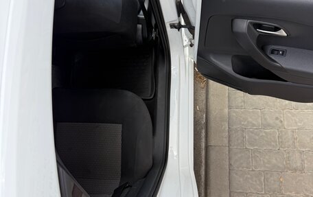 Volkswagen Polo VI (EU Market), 2015 год, 950 000 рублей, 11 фотография