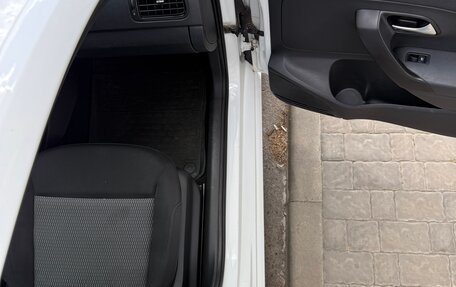 Volkswagen Polo VI (EU Market), 2015 год, 950 000 рублей, 15 фотография