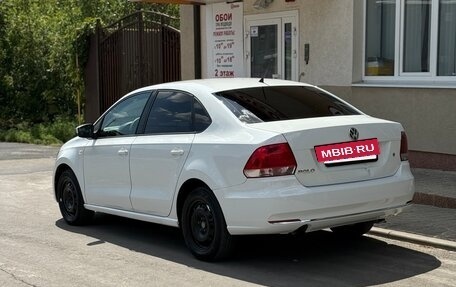 Volkswagen Polo VI (EU Market), 2015 год, 950 000 рублей, 4 фотография