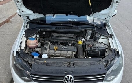 Volkswagen Polo VI (EU Market), 2015 год, 950 000 рублей, 9 фотография
