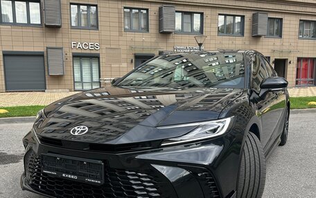 Toyota Camry, 2024 год, 3 749 000 рублей, 1 фотография