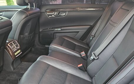 Mercedes-Benz S-Класс, 2012 год, 1 999 000 рублей, 30 фотография