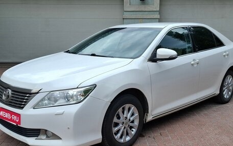 Toyota Camry, 2014 год, 1 625 000 рублей, 8 фотография