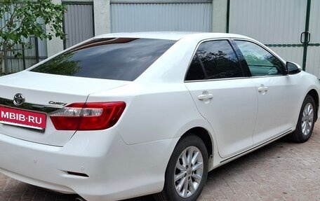 Toyota Camry, 2014 год, 1 625 000 рублей, 4 фотография
