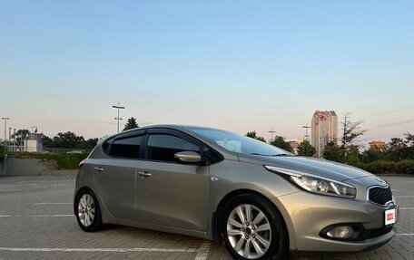 KIA cee'd III, 2012 год, 1 000 000 рублей, 2 фотография