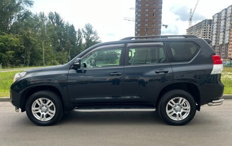 Toyota Land Cruiser Prado 150 рестайлинг 2, 2010 год, 3 000 000 рублей, 2 фотография