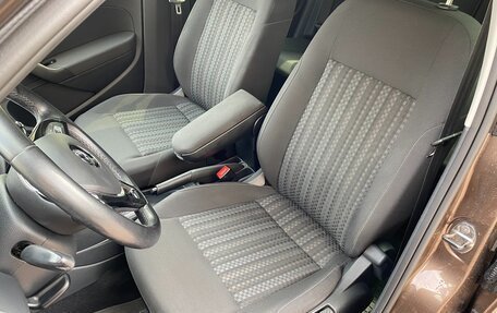 Volkswagen Polo VI (EU Market), 2015 год, 1 150 000 рублей, 18 фотография