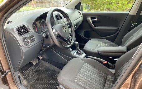 Volkswagen Polo VI (EU Market), 2015 год, 1 150 000 рублей, 17 фотография