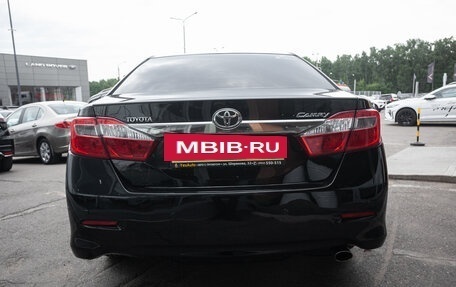 Toyota Camry, 2012 год, 1 675 000 рублей, 6 фотография